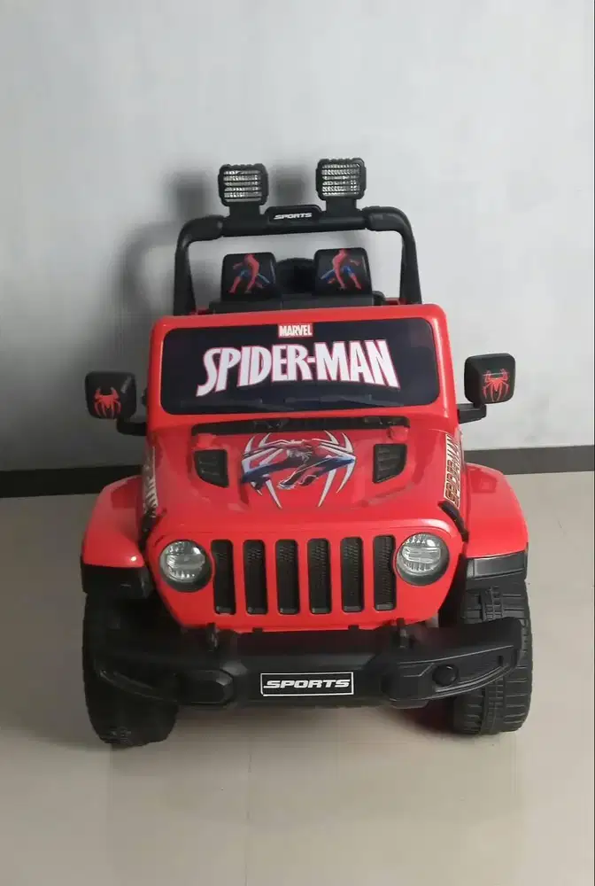 Mobil Aki Remote Jeep Rubicon