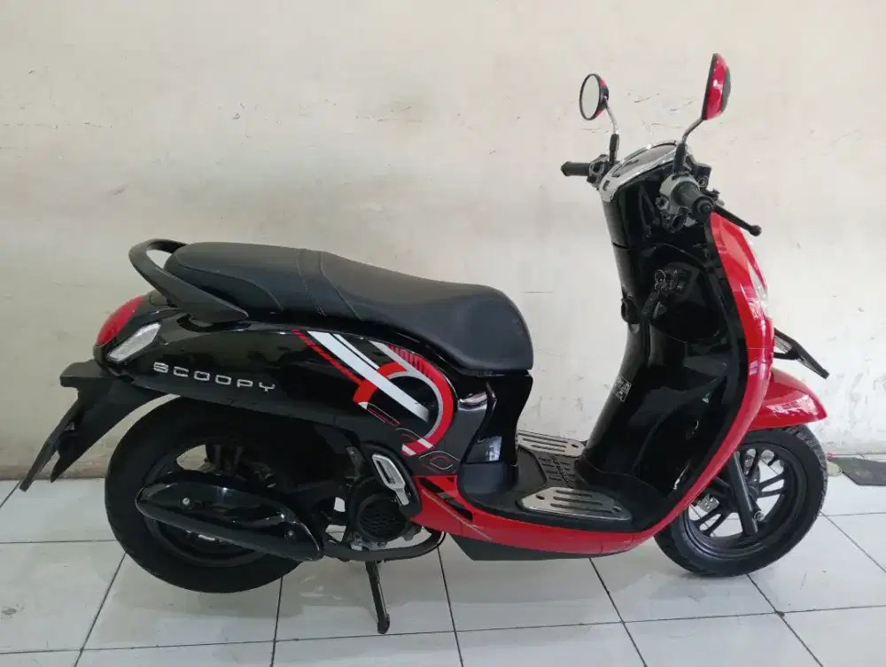 HONDA SCOOPY CBS ISS 2024 ISTIMEWA
