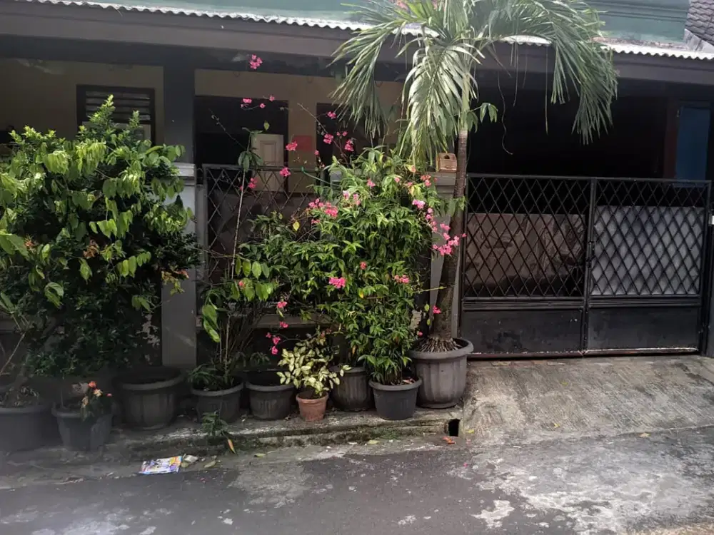 Dijual Cepat Rumah 2 Lantai Siap Huni di Kembang Larangan Tangerang