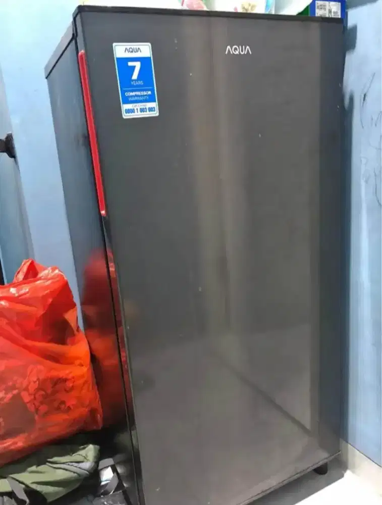 Kulkas aqua 1 pintu 150 Lt