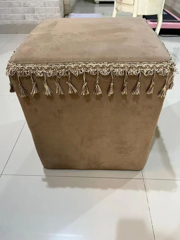 Puff (kursi),mejarias