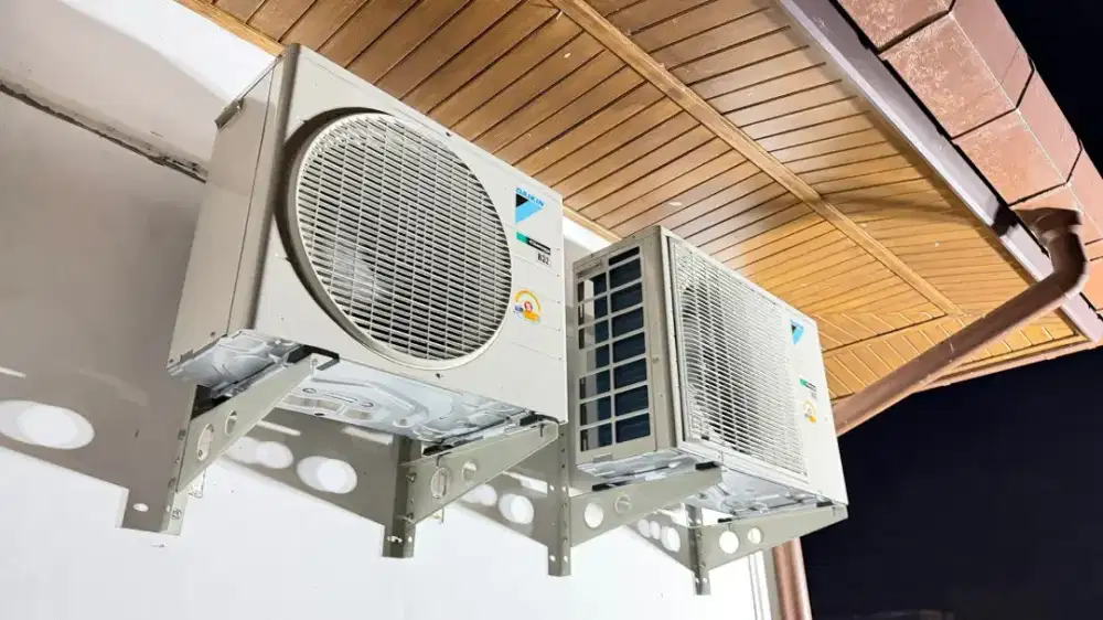 Service AC, cuci AC, bongkar pasang AC service kulkas pompa air DLL