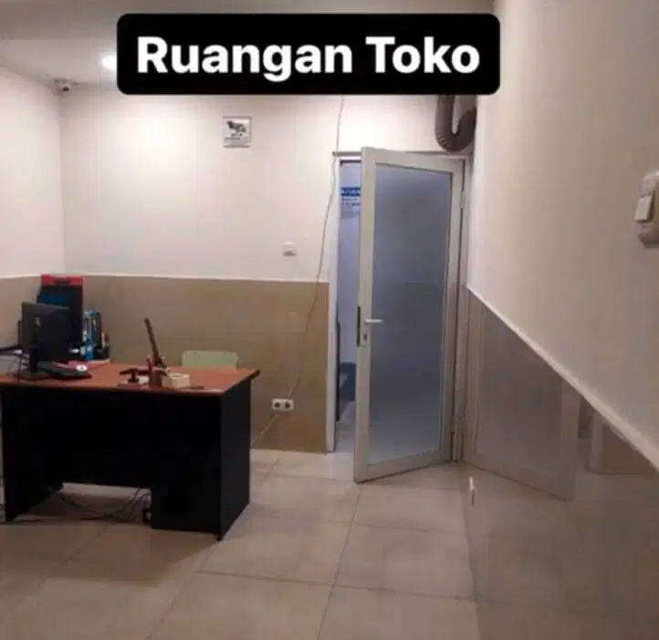 Gudang Strategis 3 Lantai Siap Pakai Cocok Untuk penyimpanan