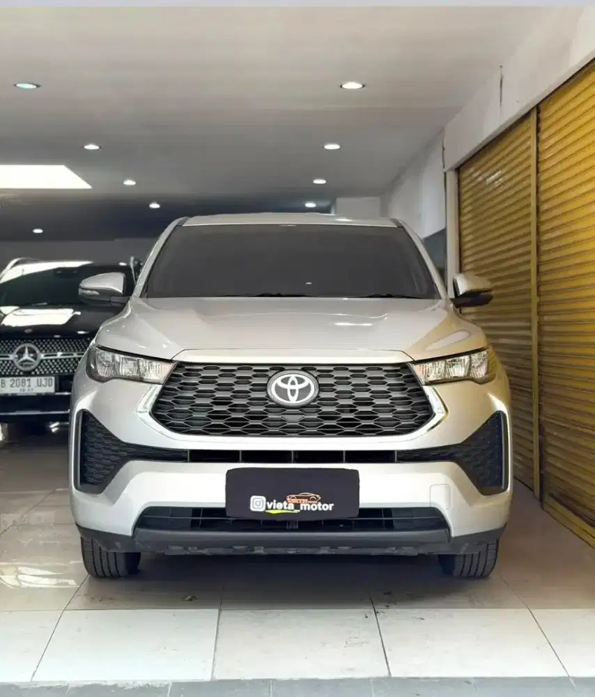 Toyota New Innova Zenix 2.0 G CVT