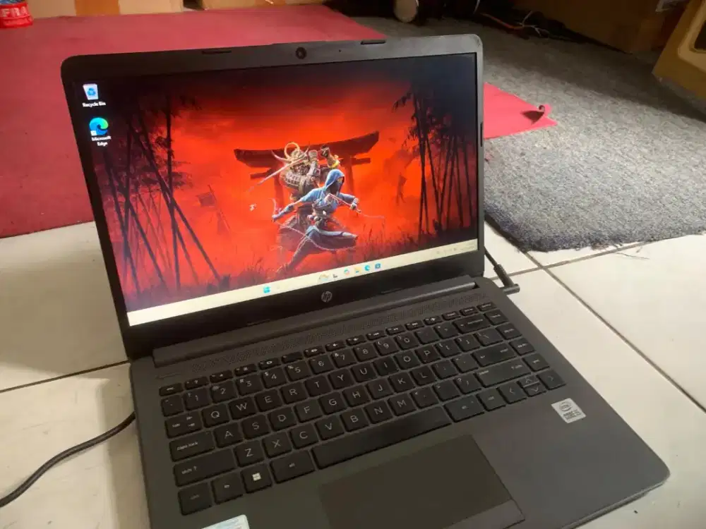 Laptop HP 240 G8