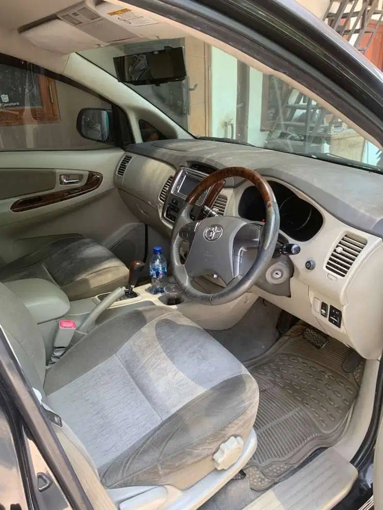 Toyota Kijang Innova 2013 Bensin