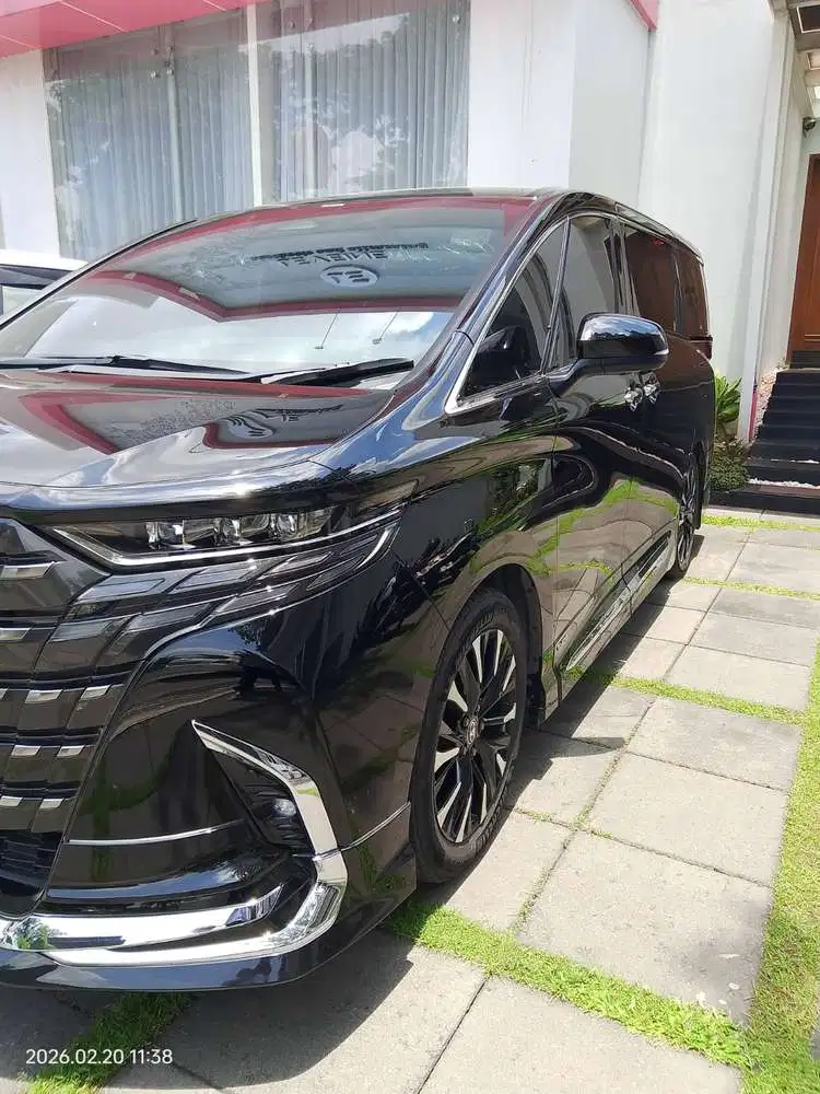 Toyota Alphard 2024 Bensin