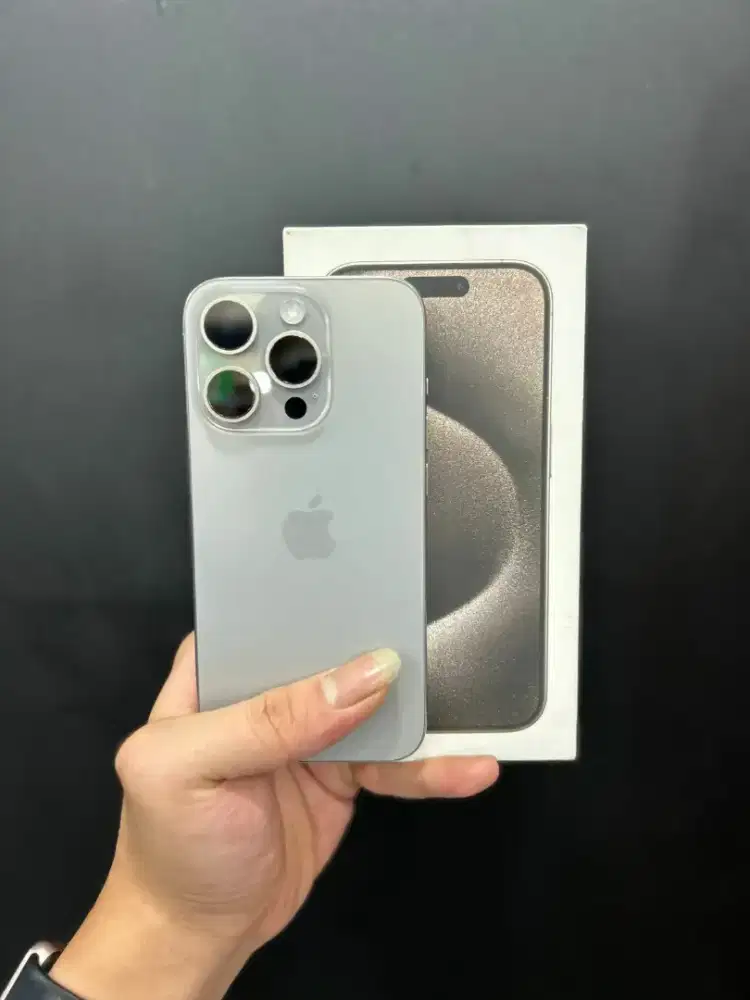 Iphone 15 pro natural titanium 128gb