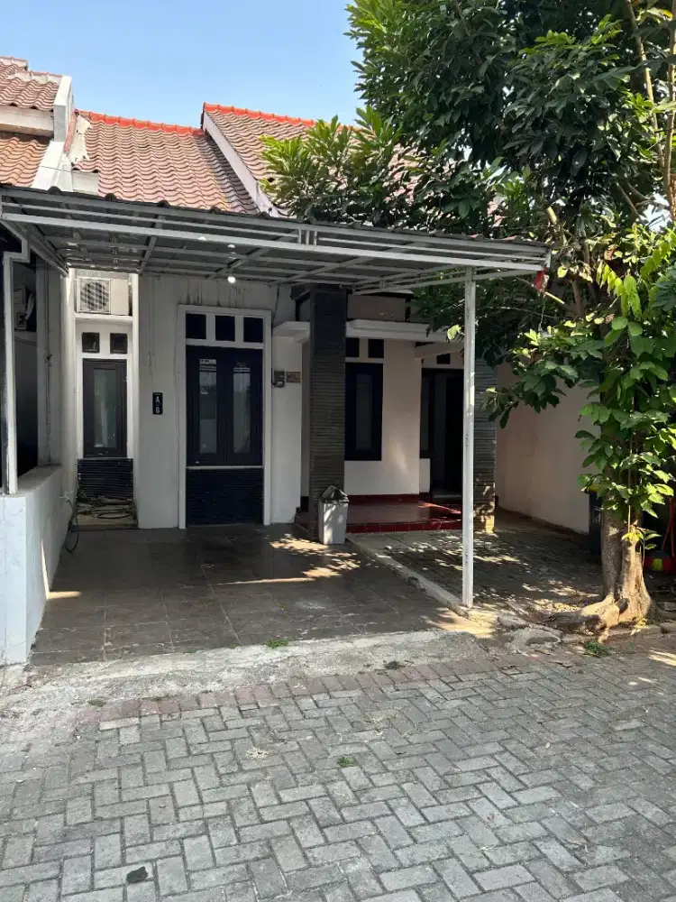 Disewakan Rumah dalam Cluster