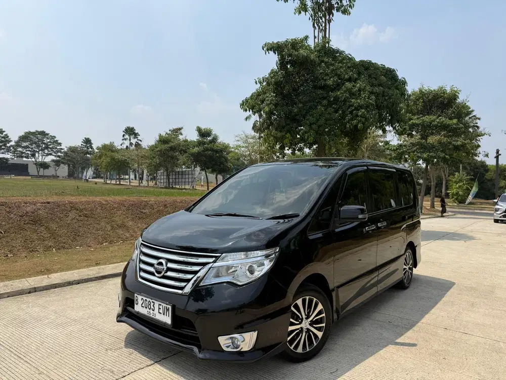Nissan Serena HWS Automatic 2015 Hitam
