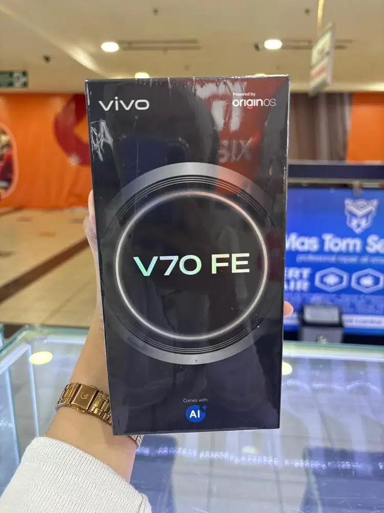 Vivo V70 FE  12/256 GB