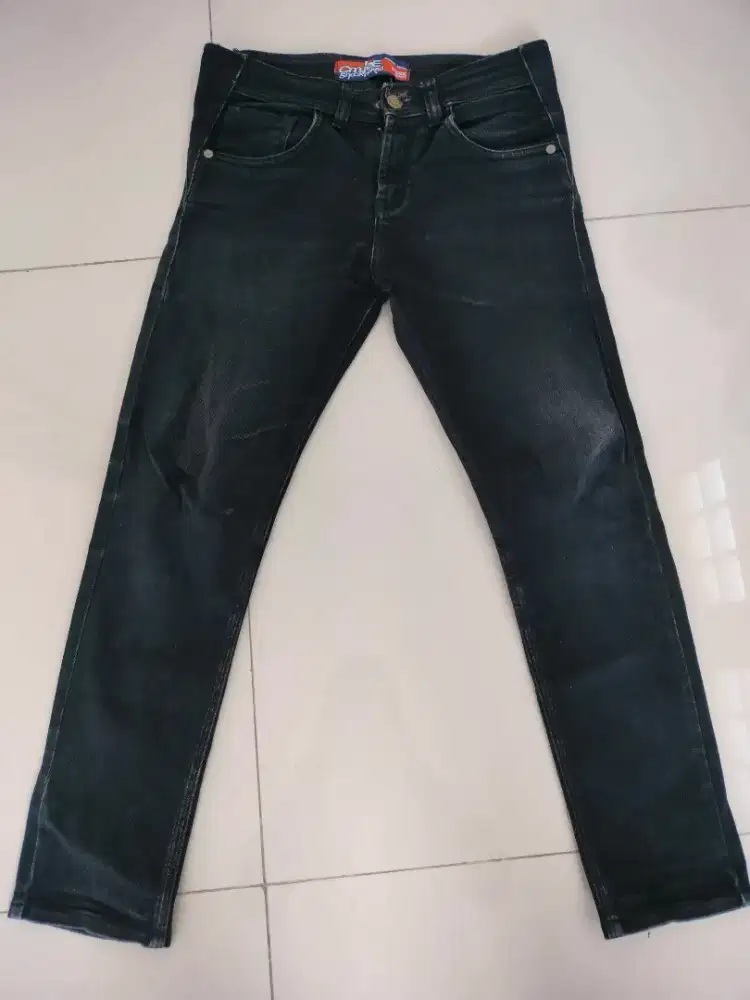 Jeans pria Size 28