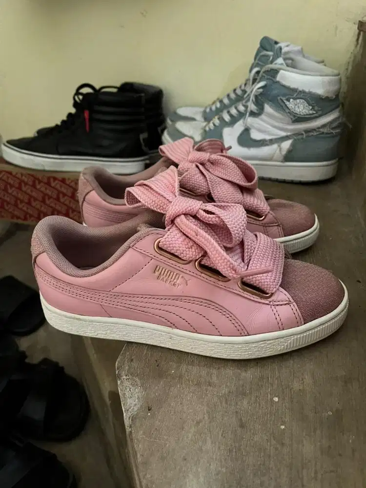 Sepatu Puma tali ada 2 sz 36-37