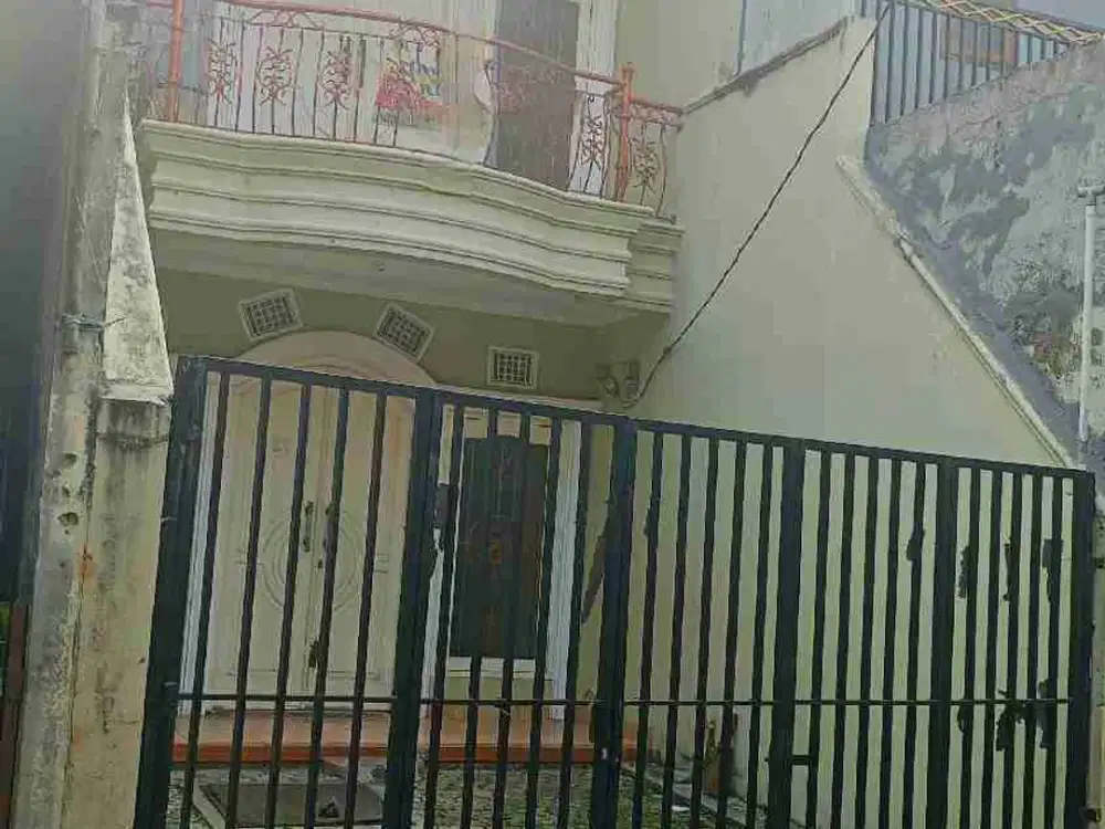 Rumah Strategis 2,5 Lantai Di Lubang Buaya Akses Mobil Dekat Toll JORR TMII,Bambu Apus,Setu Jakarta Timur