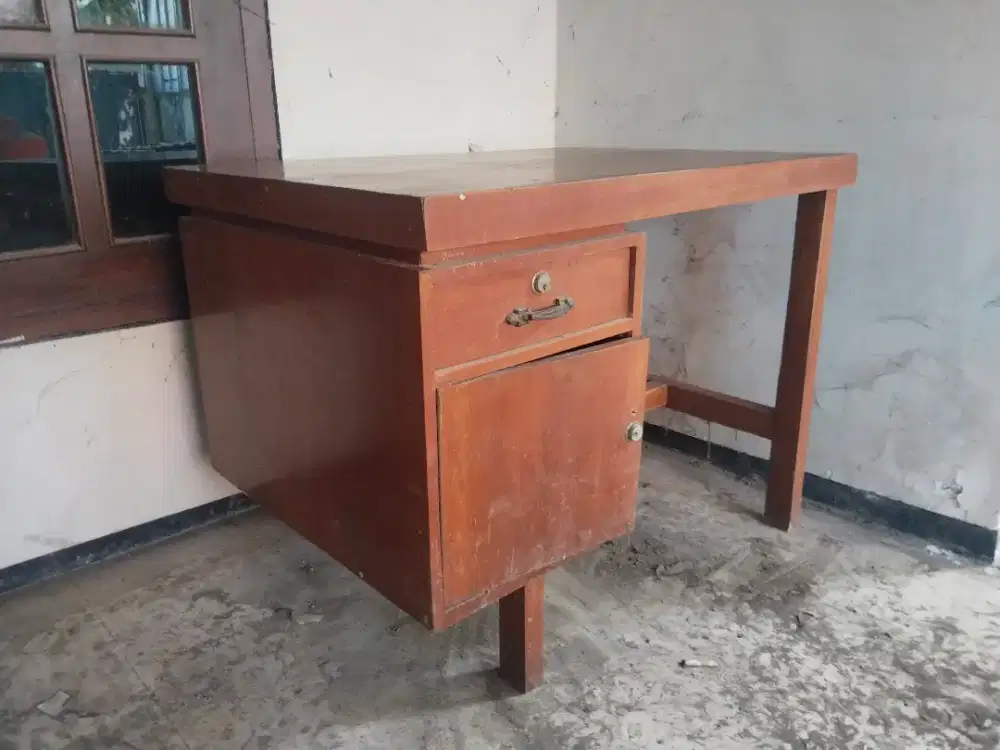 Meja belajar / meja kerja kayu jati