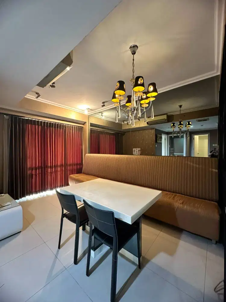 APARTEMEN WATERPLACE 2BR SEWA TAHUNAN POOL VIEW