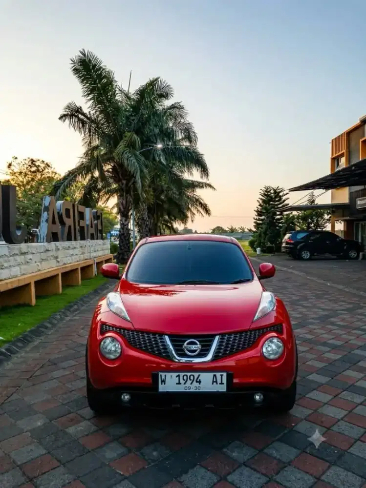 NISSAN JUKE RX RED EDITION AT 2013 SMART KEY