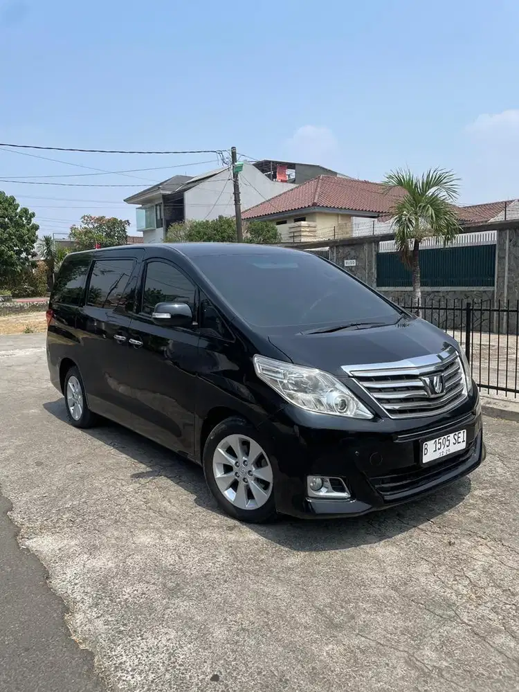 Toyota Alphard 2014 Bensin