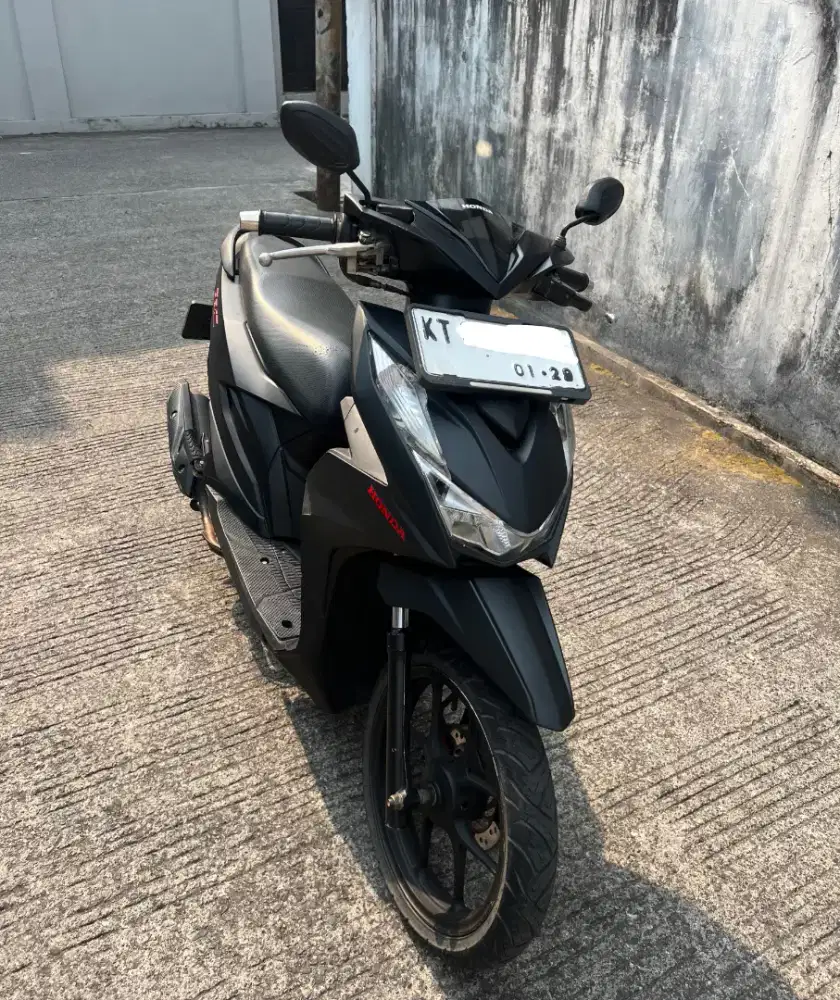 HONDA BEAT DELUXE 2023  INJEKSI (WARNA HITAM)
