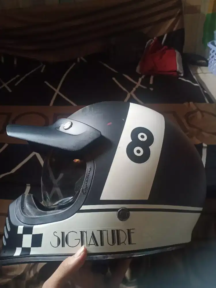 Dari pada berdebu jadiin duit ajh