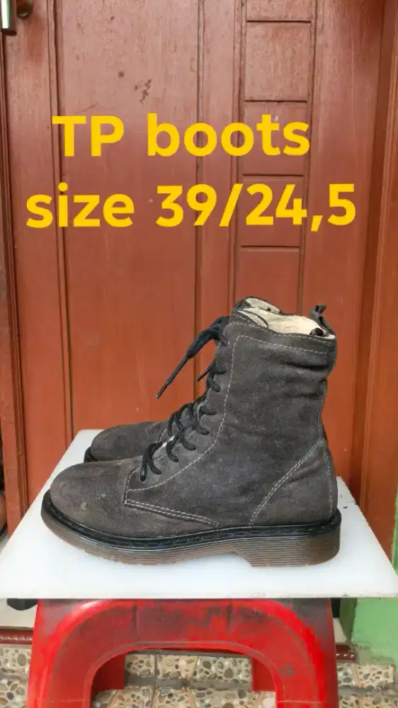 Sepatu boots size 38-39