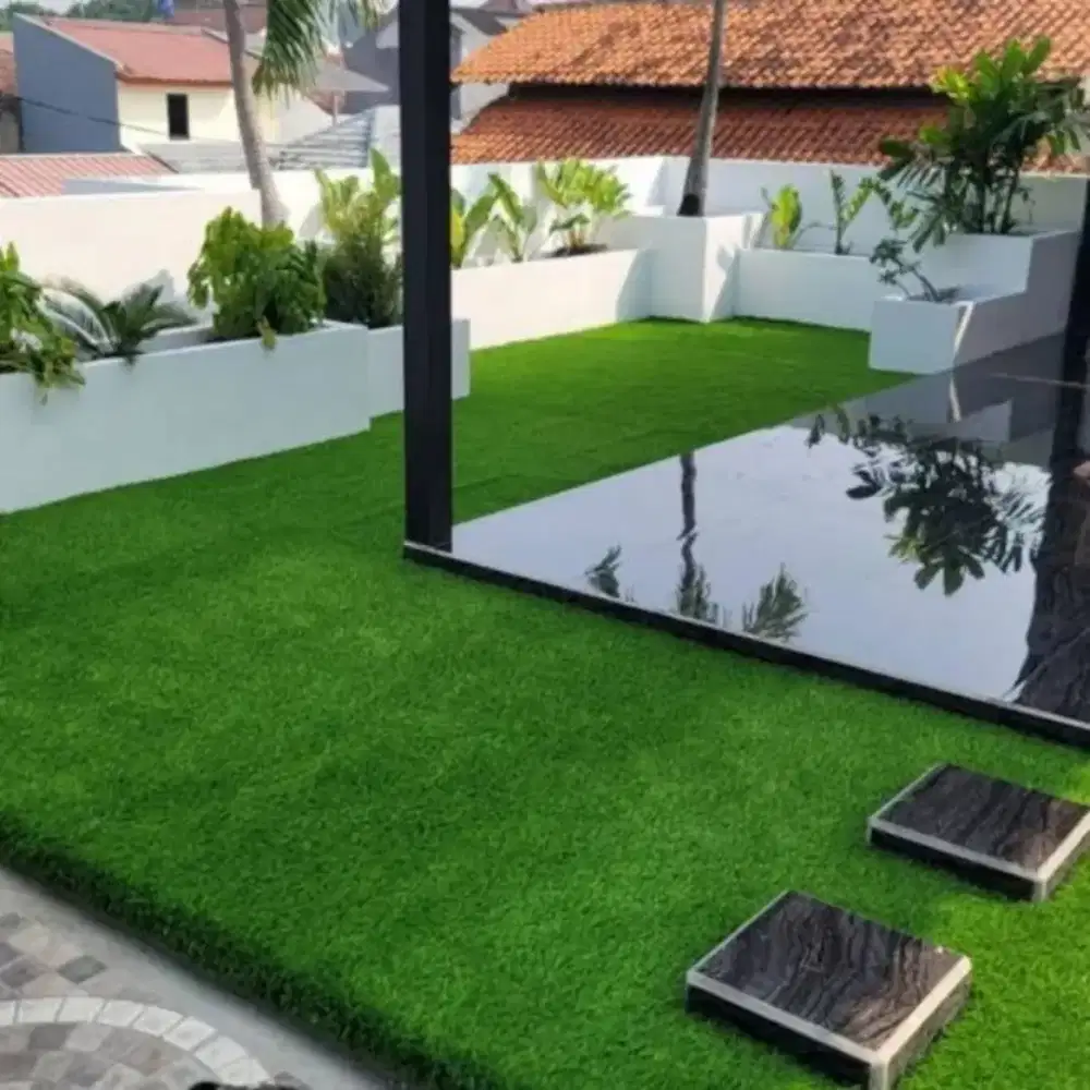 Menjual rumput sintetis