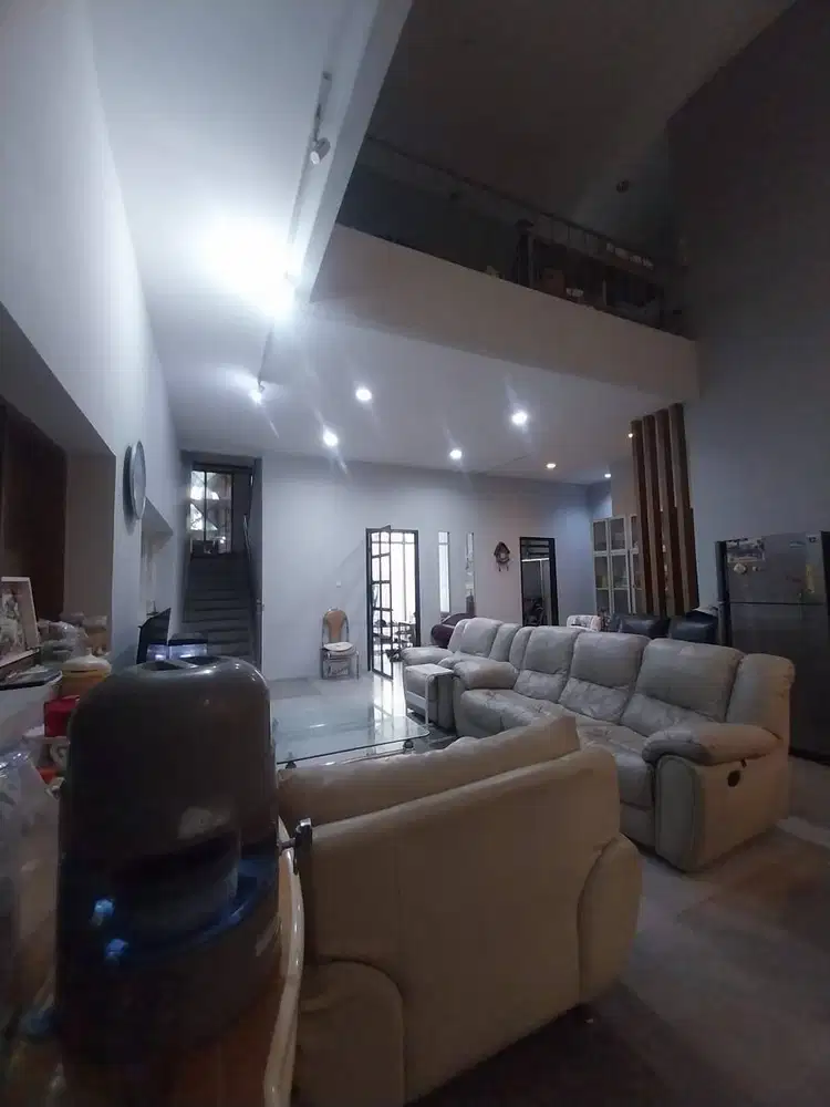 Rumah Mainroad Cocok Untuk Investasi Dan Tempat Usaha Dr.otten Bandung