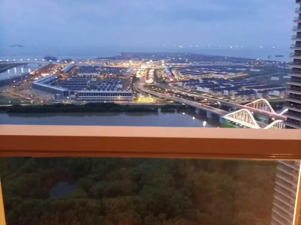 SEWA APARTEMEN GOLD COAST PIK 1bedroom furnish view city ocean