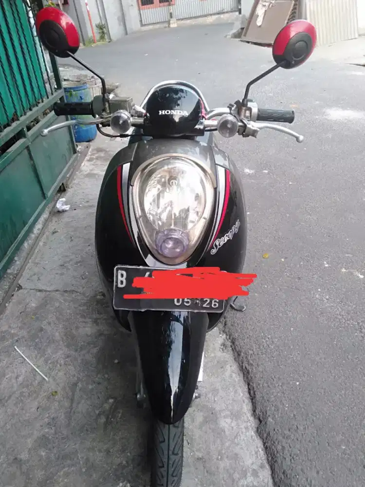 Jual Scoopy tinggal greng