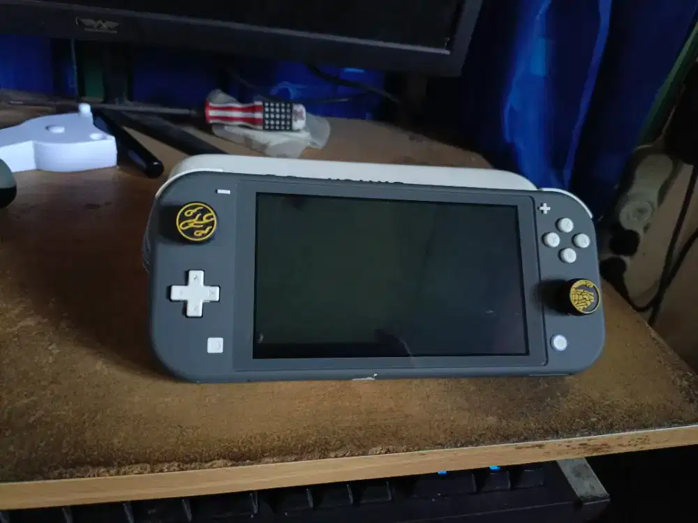 Nintendo Switch Lite Dual Boot Atmosphere - 256GB