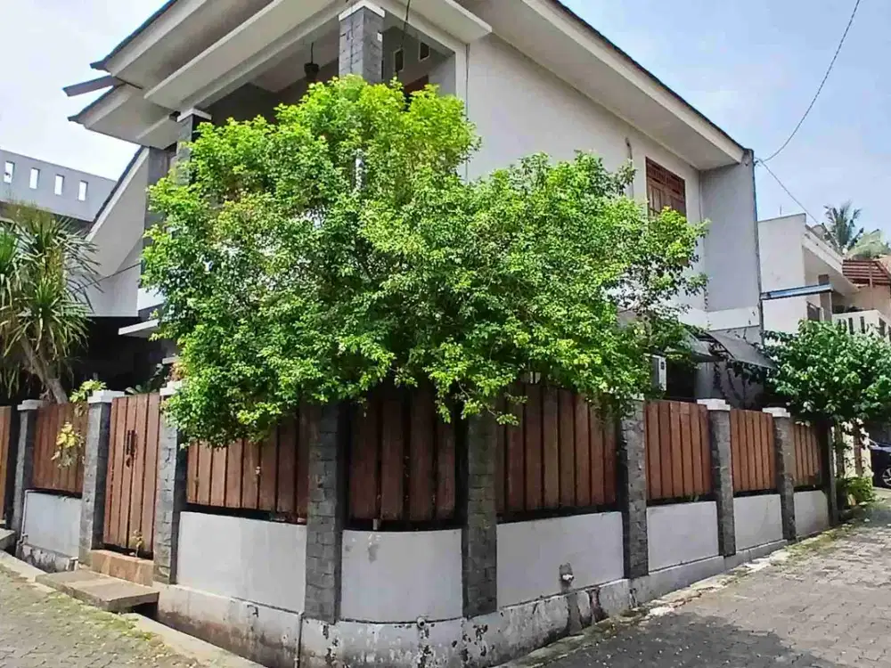 Di jual rumah 2 lantai di jl. H.saidi , cipete utara, dekat MRT haji nawi