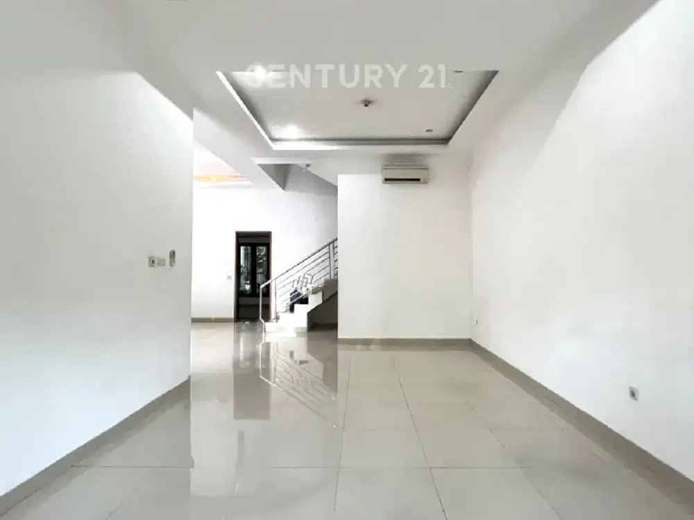 Rumah 3 Lt Siap Huni Strategis Bebas Banjir Di Kayu Putih R2403