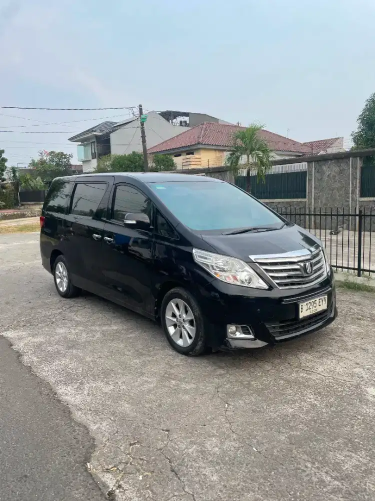 Toyota Alphard 2013 Bensin