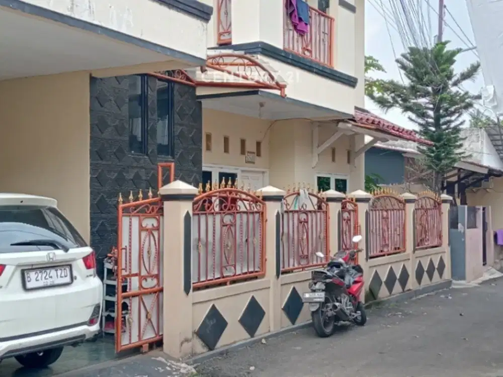 Rumah 2 Lantai Lokasi Strategis Di Cijantung S9137