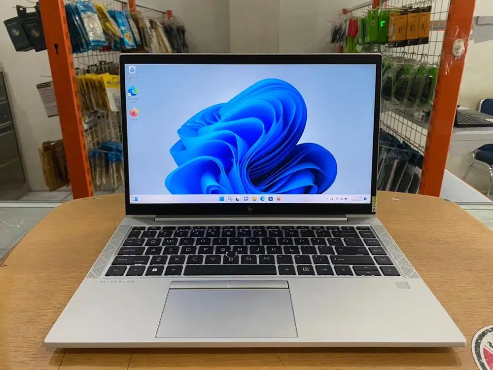 HP Elitebook 840 G8 Core i5Gen11 Ram 16GB SSD 256Gb 14in Slim  Mulus