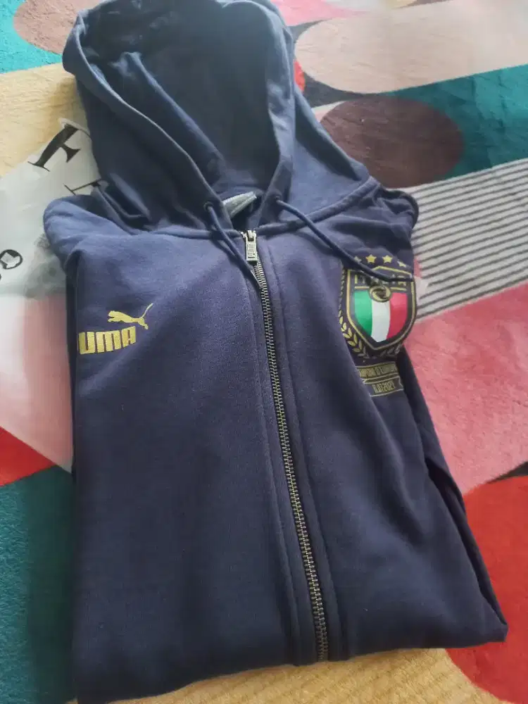 Sweater Hoodies Limited Euro Italia  PUMA