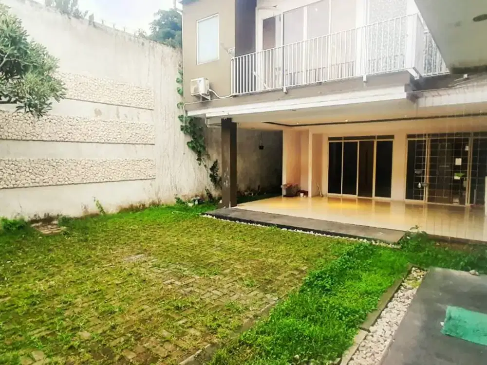 Dijual Rumah Kota Baru Parahyangan 3 Lantai [ID 652]