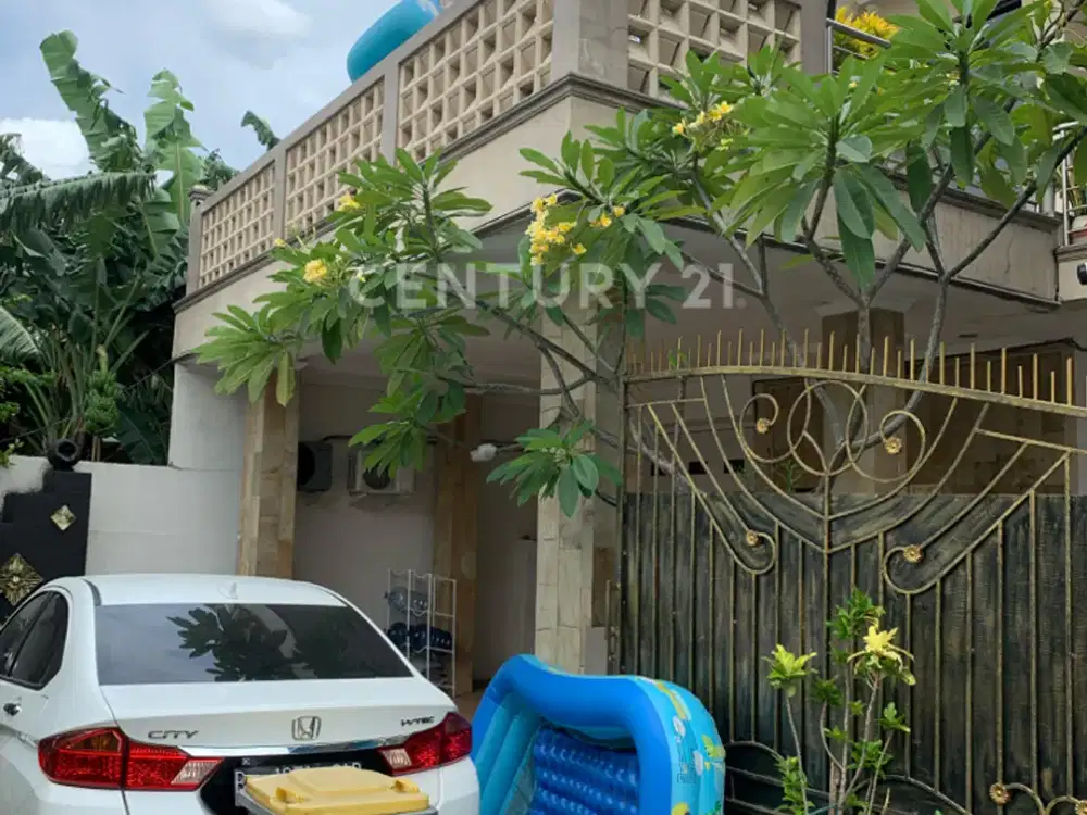 Rumah Bagus 2 Lantai Lokasi Strategis Di Ciracas S8592