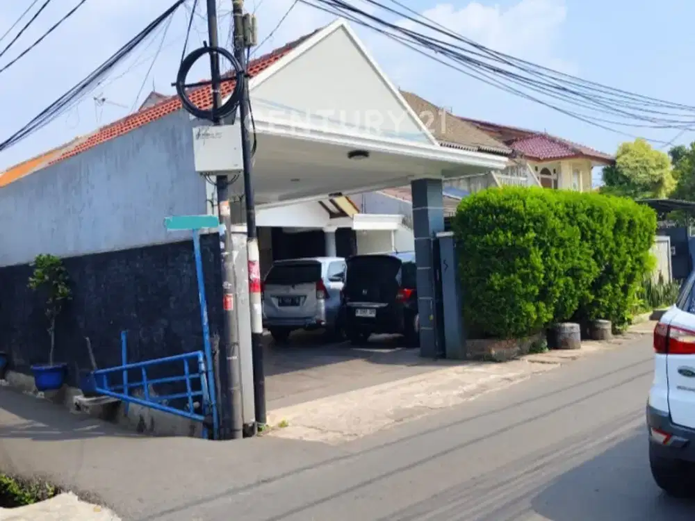 Rumah Tinggal Bisa Untuk Usaha Dekat Stasiun Di  Matraman S8224