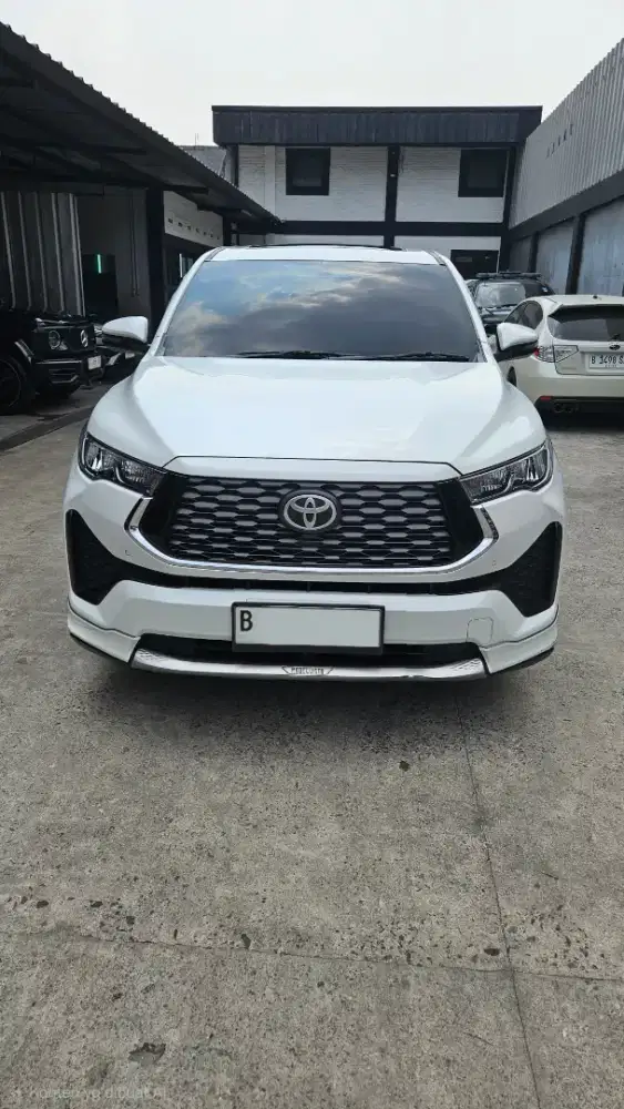 Toyota Kijang Innova Zenix 2.0 V HV Modellista 2024 Low KM 23rb
