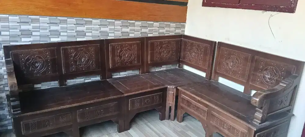 Di jual kursi sudut 1 jt