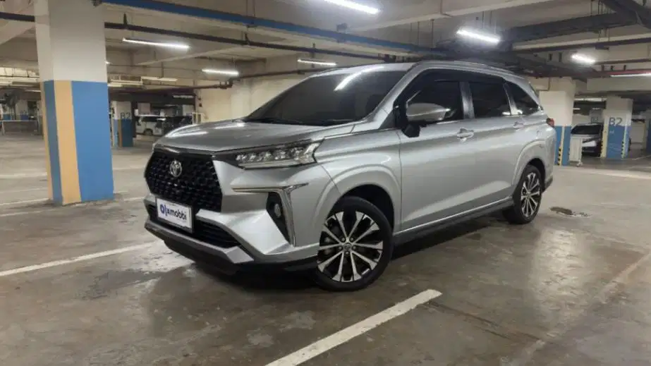Toyota Avanza 1.5 Veloz Q Bensin-AT 2022 Silver