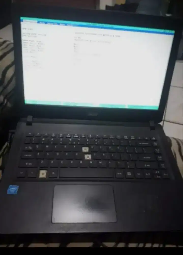 Laptop Acer Aspire E14