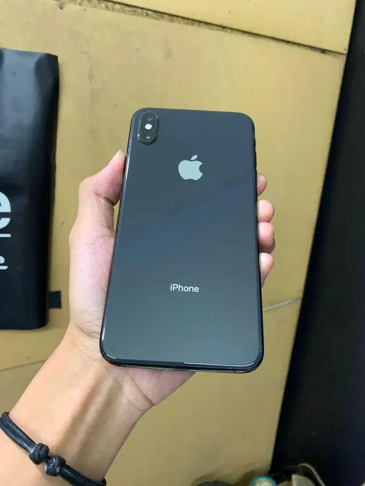 Iphone XSMAX 256gb imei permanen ga akan ke blok imei