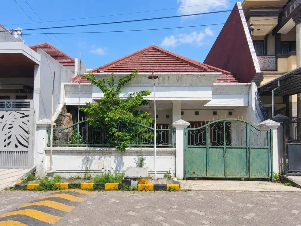 Rumah Sutorejo Selatan