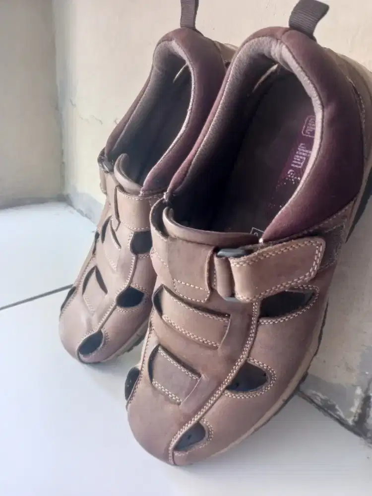 Sepatu Jim Joker Size 43