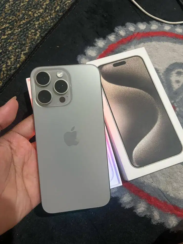 Cari iPhone Kondisi Apa Adanya Siap Jemput