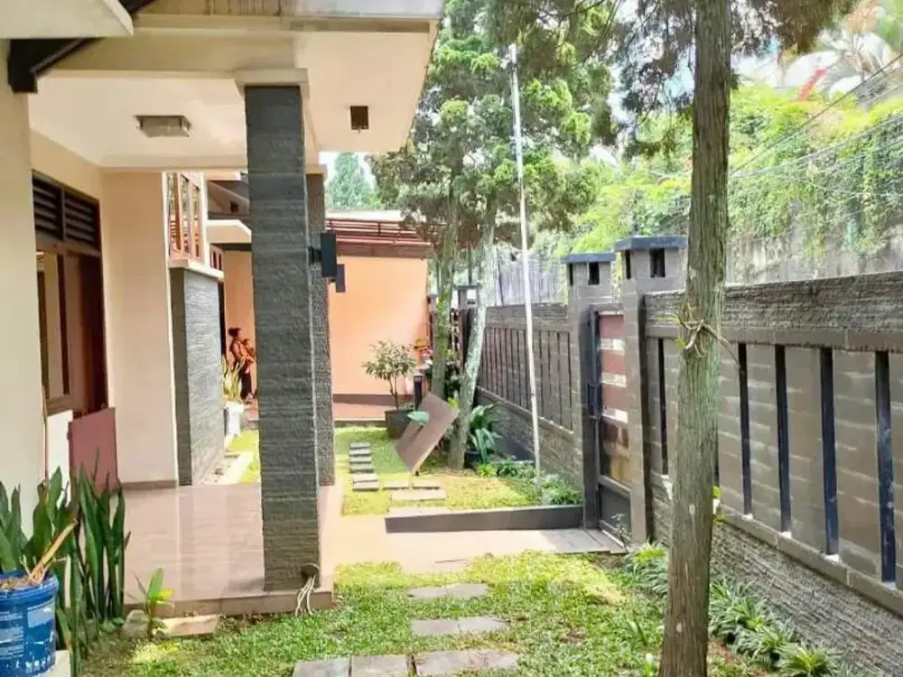 Rumah Siap Huni Kawasan Pasteur Bandung dekat Pintu Tol