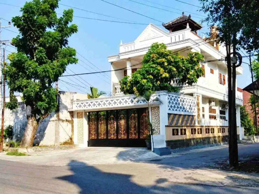 Rumah Mewah Siap Huni Furnish Kerten Manahan