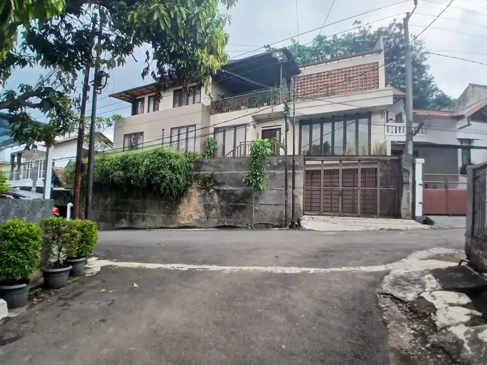 Rumah LELANG Murah Siap Huni SHM di Komplek Bumi Pasundan